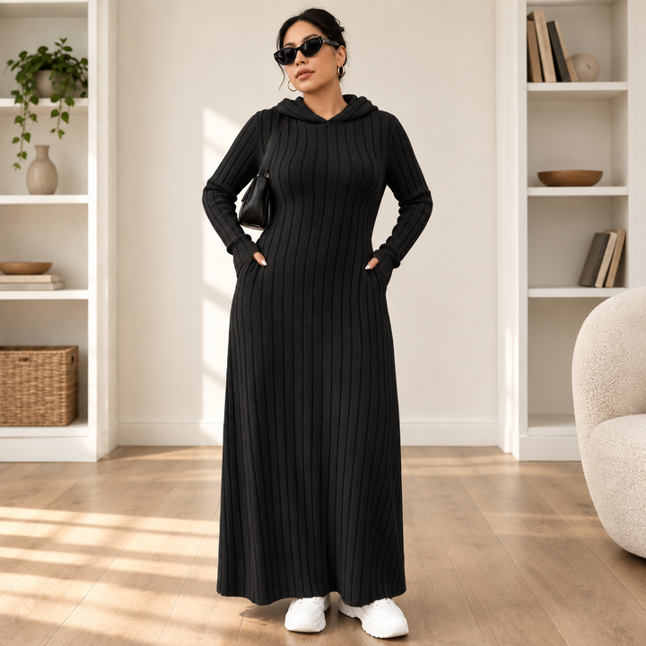 Abigail - Women’s elegant plus size knitted maxi dress with hood and long sleeve