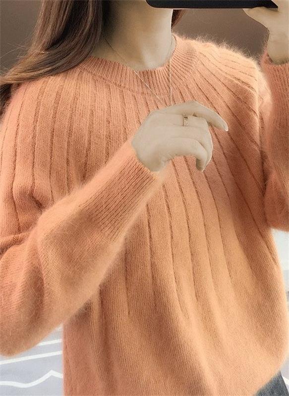 Hazel - Women’s cozy sweater with soft plush ribbed knit and round neck